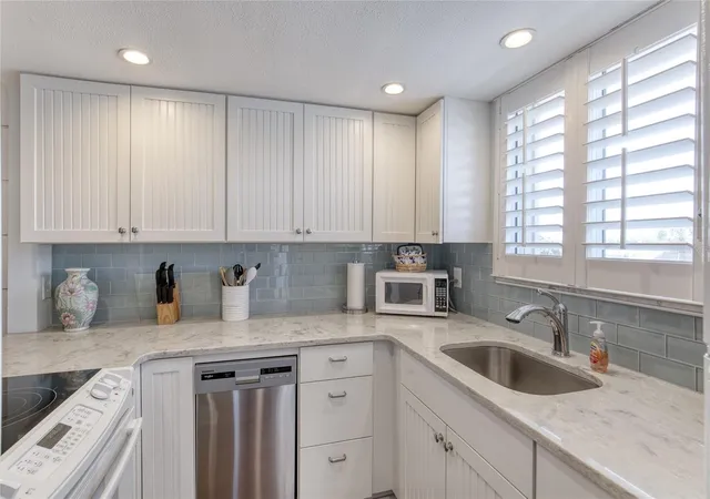 3rd image of 935 Ocean Shore Blvd #2170, Ormond Beach, FL 32176 | MLS# V4948234