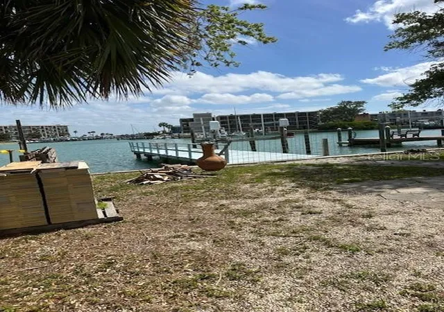 5th image of 12620 Lagoon Ln, Treasure Island, FL 33706 | MLS# TB8492350