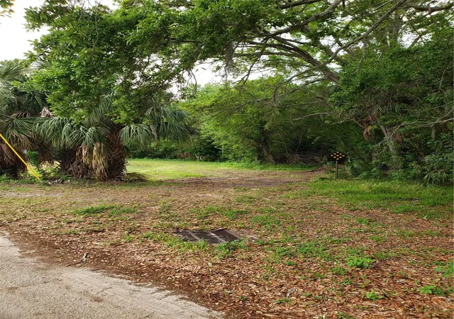 4th image of Grosse Ave, Tarpon Springs, FL 34689 | MLS# TB8492360