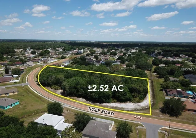 Photo 3 of Land for sale at Tiger Rd, Poinciana, FL 34759 | MLS# S5146855 | Listing updated on 2026-04-01