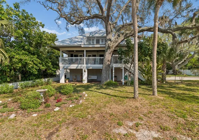 3rd image of 600 N Mayo St, Crystal Beach, FL 34681 | MLS# TB8492373