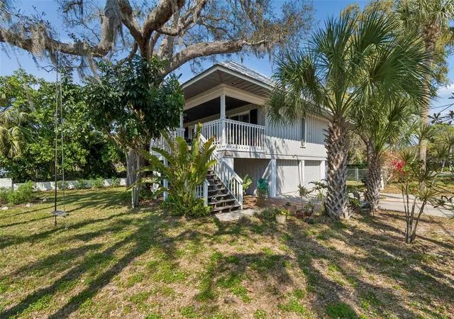 5th image of 600 N Mayo St, Crystal Beach, FL 34681 | MLS# TB8492373