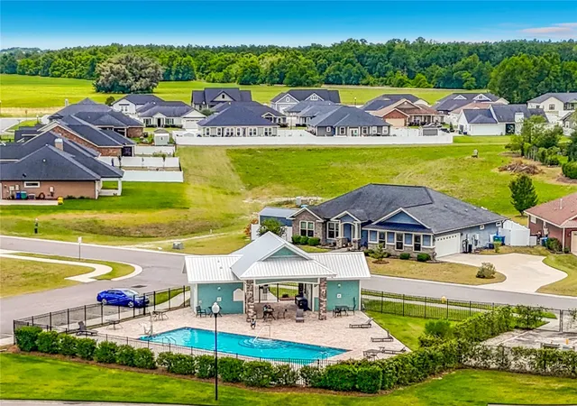 Photo 3 of Single family home for sale at 1885 SW 245th Terrace, Newberry, FL 32669 | MLS# GC538999 | Listing updated on 2026-08-26