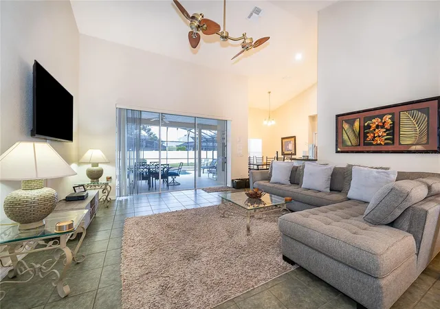 Photo 3 of Single family home for sale at 569 Burford Cir, Davenport, FL 33896 | MLS# S5146858 | Listing updated on 2026-07-28