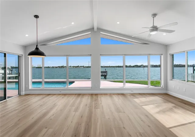 Homes for sale in St Petersburg, FL | 6984 S Shore Dr S, St Petersburg, FL 33707 | MLS# TB8492407