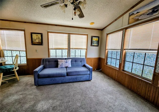 Photo 4 of Manufactured home for sale at 39326 Recess Dr, Zephyrhills, FL 33542 | MLS# TB8492412 | Listing updated on 2026-09-28