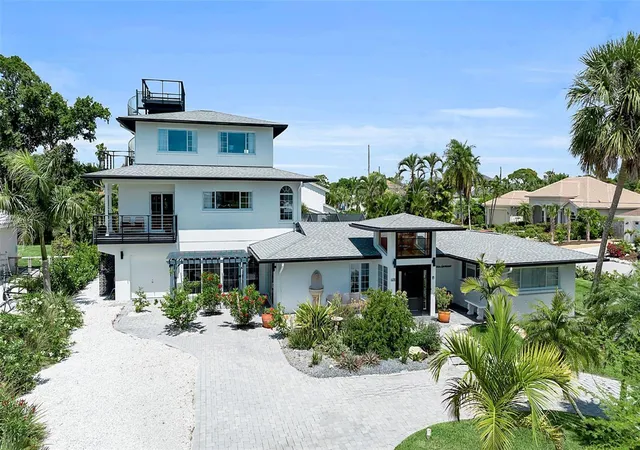 Photo 53 of Single family home for sale at 608 Gardenia Dr, Venice, FL 34285 | MLS# A4688228 | Listing updated on 2026-06-28