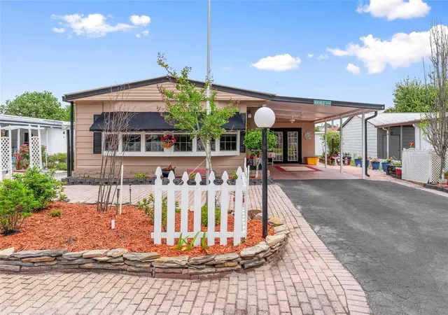 1st image of 2470 Karen Dr, Mount Dora, FL 32757 | MLS# G5110355