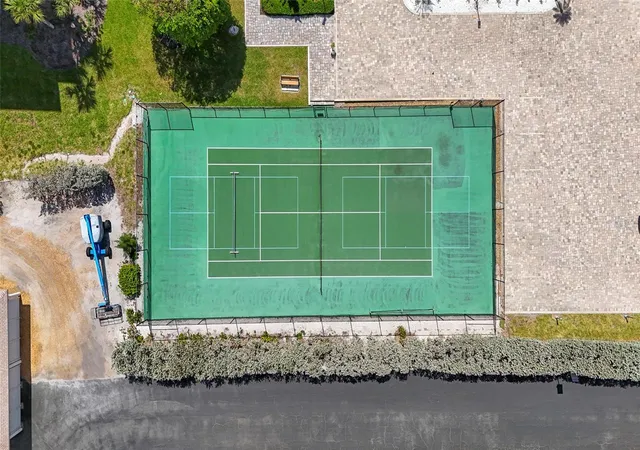 Homes for sale in Longboat Key, FL | 3240 Gulf Of Mexico Dr #B104, Longboat Key, FL 34228 | MLS# A4688243