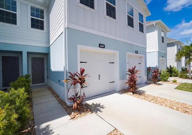 Photo 3 of Townhouse for sale at 4660 Old Blush St, Bradenton, FL 34211 | MLS# TB8492469 | Listing updated on 2026-09-24