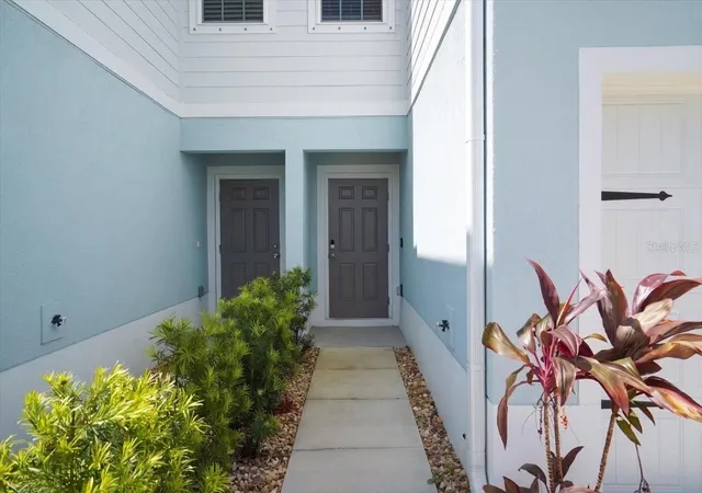 Photo 4 of Townhouse for sale at 4660 Old Blush St, Bradenton, FL 34211 | MLS# TB8492469 | Listing updated on 2026-09-24