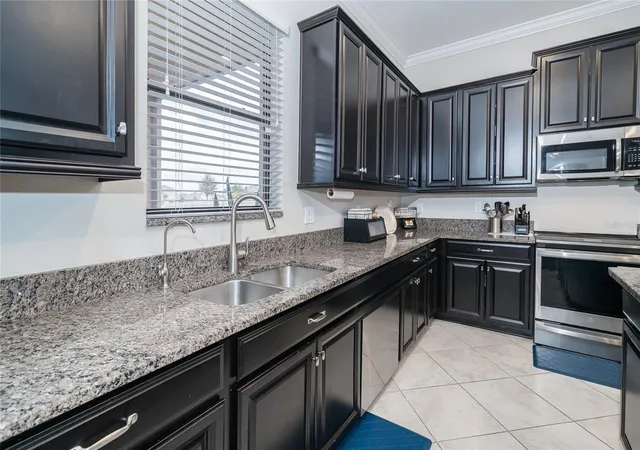 Photo 4 of Single family home for sale at 8099 Lago Mist Way, Wesley Chapel, FL 33545 | MLS# TB8492475 | Listing updated on 2026-09-12