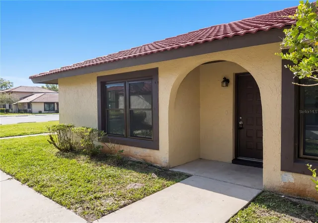 Photo 1 of Sale Pending at 444 Hunter Cir, Kissimmee, FL 34758 | MLS# O6395144 | Listing updated on 2026-09-25