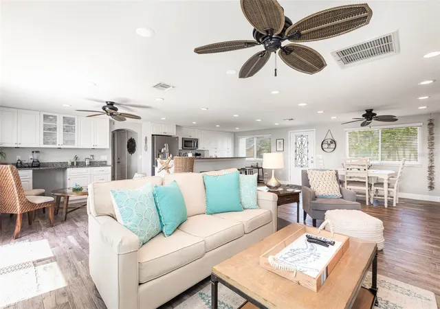 Homes for sale in Bradenton, FL | 3811 101St St W, Bradenton, FL 34210 | MLS# A4688264