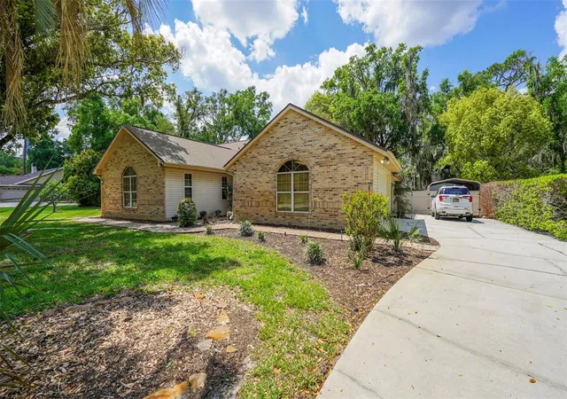 2nd image of 204 Brynwood Ln, Sanford, FL 32771 | MLS# O6395191