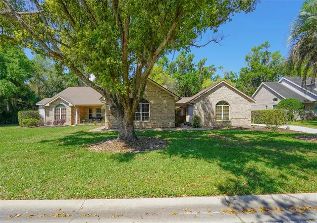 3rd image of 204 Brynwood Ln, Sanford, FL 32771 | MLS# O6395191