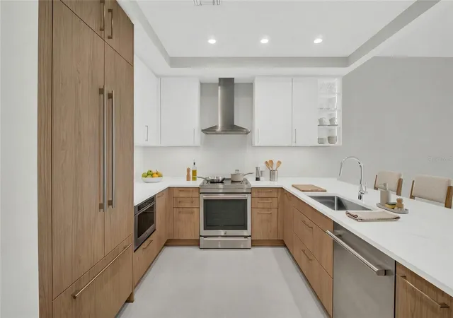 Photo 5 of Condominium at 275 1st Avenue S #3704, Saint Petersburg, FL 33701 | MLS# TB8492549 |  | Sold on 2026-05-21