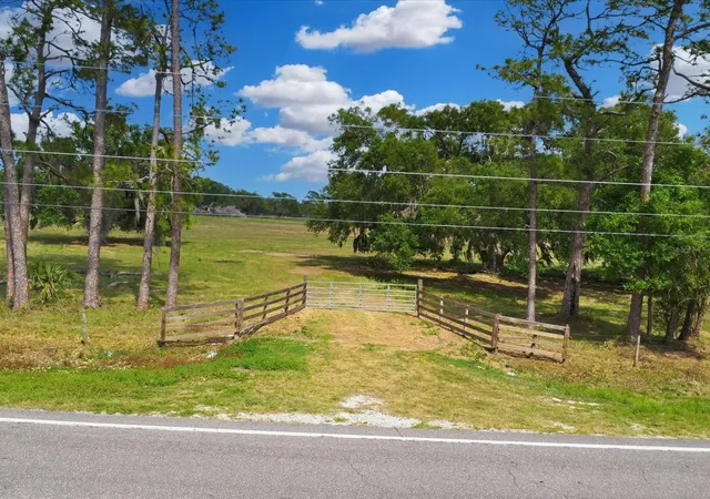 1st image of County Road 469, Center Hill, FL 33514 | MLS# S5146884