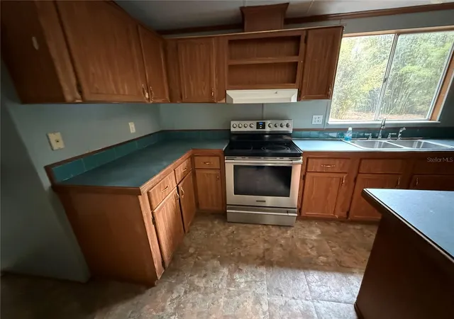 5th image of 5613 Nw 202Nd Pl, Alachua, FL 32615 | MLS# GC539016