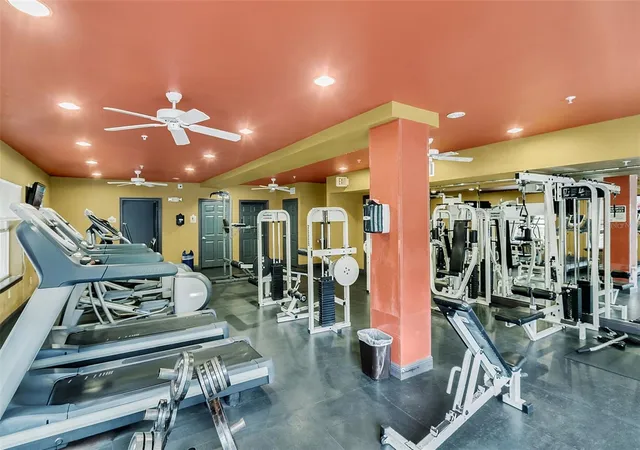 2nd image of 202 E S St, ORLANDO, FL 32801