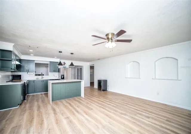Photo 2 of Single family home for sale at 989 8th Avenue Ne, Largo, FL 33770 | MLS# TB8492579 | Listing updated on 2026-09-26