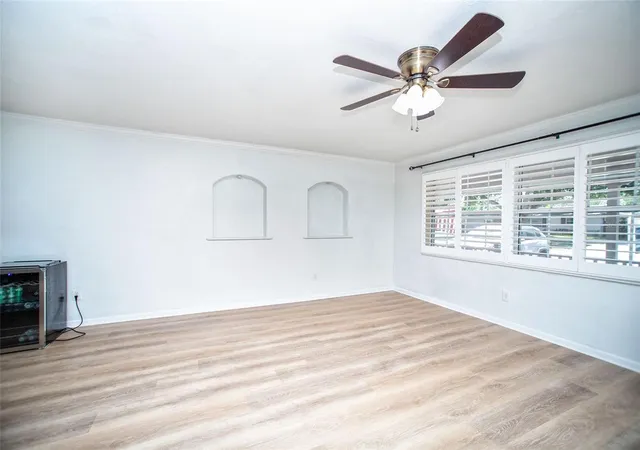 Photo 3 of Single family home for sale at 989 8th Avenue NE, Largo, FL 33770 | MLS# TB8492579 | Listing updated on 2026-09-26