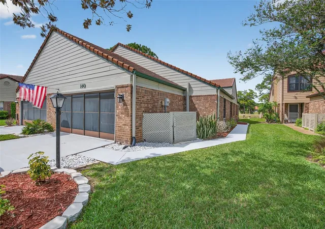 2nd image of 140 Brown Pelican Dr, Daytona Beach, FL 32119 | MLS# V4948249
