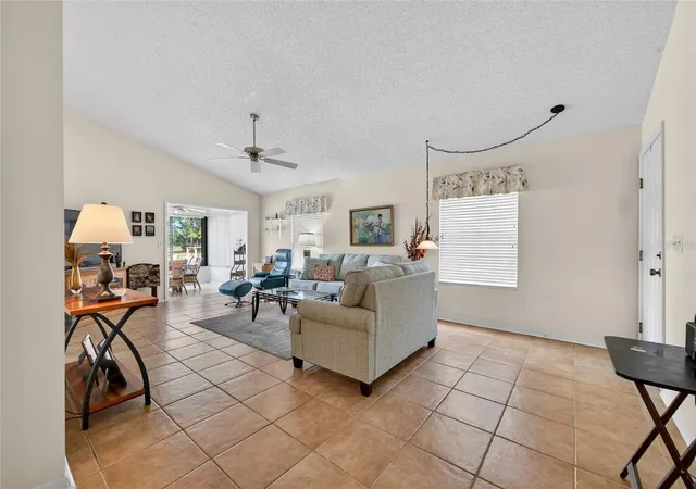 4th image of 140 Brown Pelican Dr, Daytona Beach, FL 32119 | MLS# V4948249