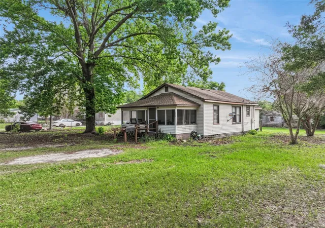 Photo 3 of Single family home for sale at 4125 Lavon Reynolds Ln, Lakeland, FL 33810 | MLS# O6395223 | Listing updated on 2026-04-09