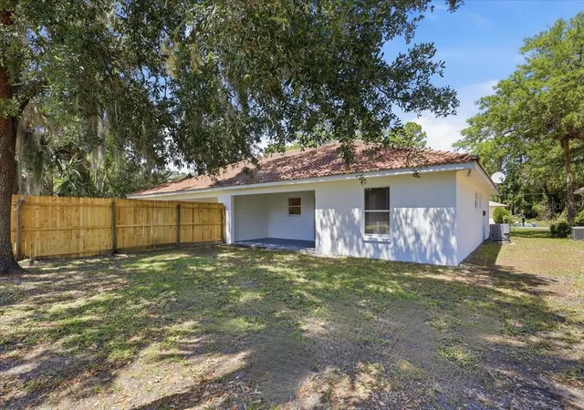 2nd image of 4 Pony Ln, PALM COAST, FL 32164