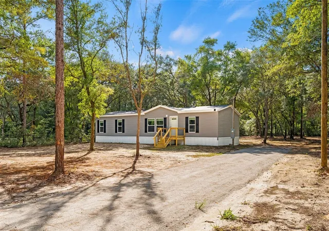 Photo 3 of Manufactured home for sale at 8050 Ne 102nd Court, Bronson, FL 32621 | MLS# GC539020 | Listing updated on 2026-10-07