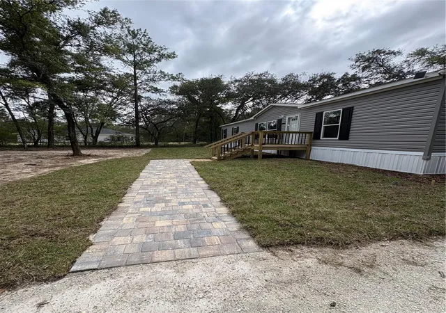 Photo 3 of Manufactured home for sale at 8050 Ne 102nd Court, Bronson, FL 32621 | MLS# GC539020 | Listing updated on 2026-10-20
