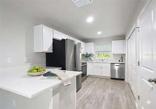 4th image of 9474 N Camel Dr, Dunnellon, FL 34434 | MLS# OM721895