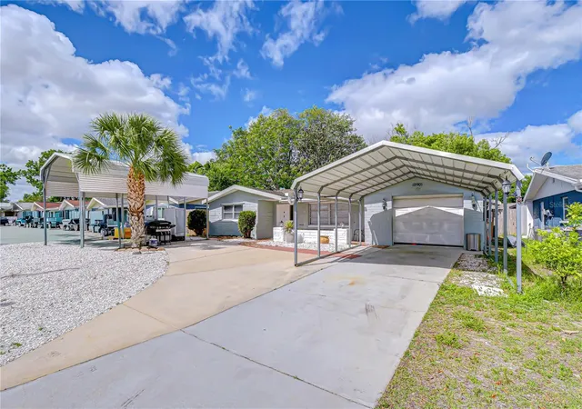 2nd image of 10901 Oldham Rd, Port Richey, FL 34668 | MLS# W7884405