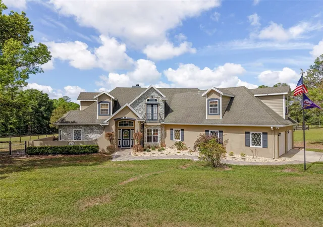 Photo 1 of Single family home for sale at 32640 Blueberry Hl Way, Dade City, FL 33523 | MLS# TB8492670 | Listing updated on 2026-10-03