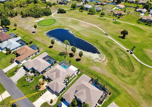 5th image of 22 Medalist Ct, Rotonda West, FL 33947 | MLS# D6146845