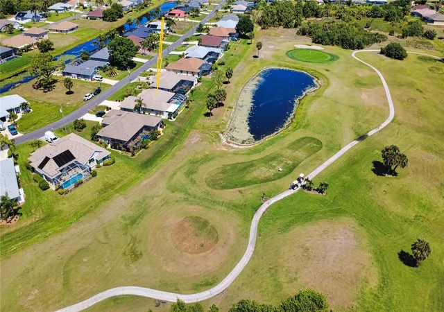 4th image of 22 Medalist Ct, Rotonda West, FL 33947 | MLS# D6146845