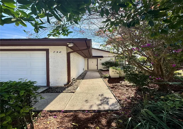 3rd image of 758 Warrenton Rd, Winter Park, FL 32792 | MLS# O6395298