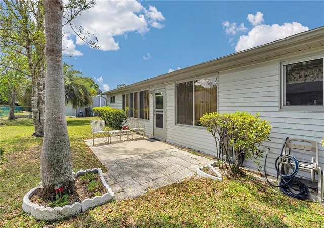4th image of 10841 Sw 90Th Ct, Ocala, FL 34481 | MLS# OM721908