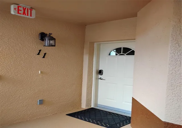 1st image of 1761 Auburn Lakes Dr #11, Venice, FL 34292 | MLS# R4910981