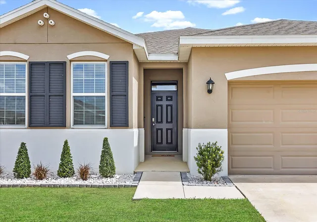 Photo 2 of Single family home for sale at 8324 Wheat Stone Dr, Zephyrhills, FL 33540 | MLS# O6395334 | Listing updated on 2026-08-06