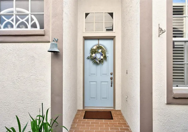 3rd image of 5120 Fairway One Dr, Valrico, FL 33596 | MLS# TB8492731