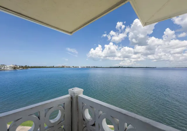 1st image of 761 John Ringling Blvd #31, Sarasota, FL 34236 | MLS# A4688346