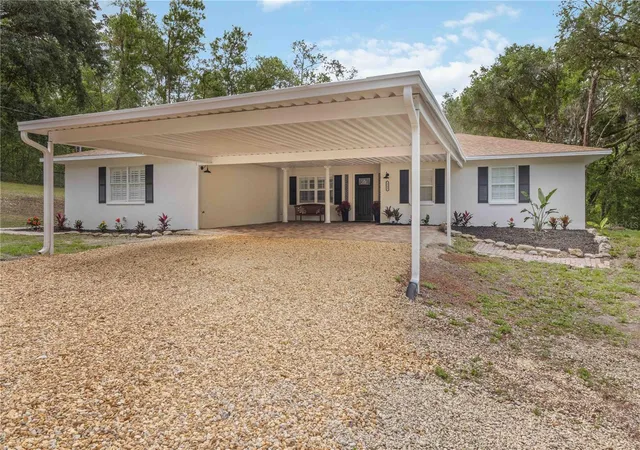 Homes for sale in Brooksville, FL | 2293 Spring Lake Hwy, Brooksville, FL 34602 | MLS# A4688353