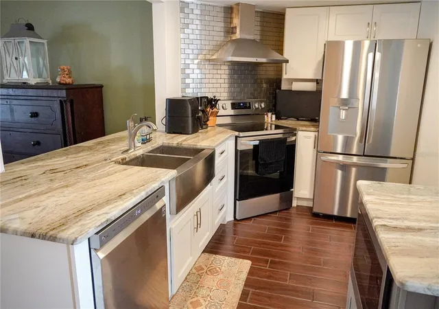 4th image of 1963 Georgia Cir N, Clearwater, FL 33760 | MLS# TB8492753