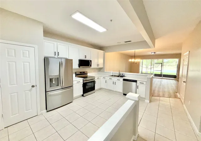 5th image of 6001 Twain St #106, Orlando, FL 32835 | MLS# O6395360