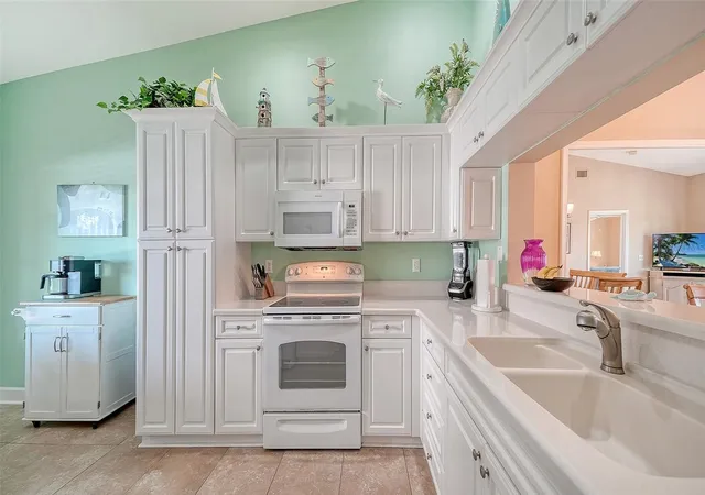 Homes for sale in Sarasota, FL | 9630 Club South Cir #6309, Sarasota, FL 34238 | MLS# A4688379
