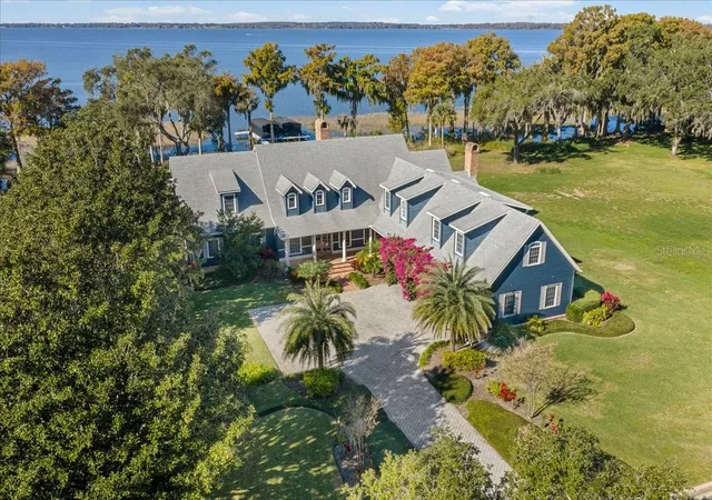 Photo 1 of Mansion for sale at 1200 Peninsula Dr, Tavares, FL 32778 | MLS# G5110404 | Listing updated on 2026-09-11