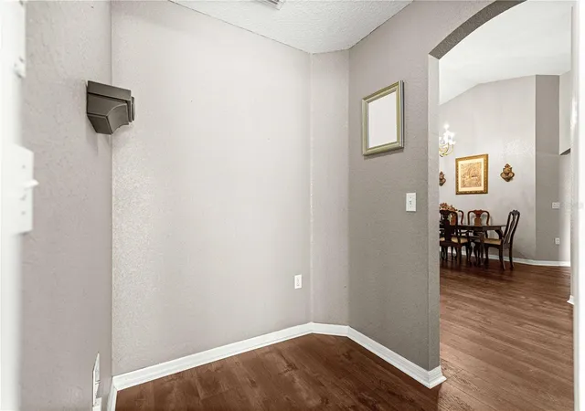5th image of 2644 Ne 25Th St, Ocala, FL 34470 | MLS# OM721925