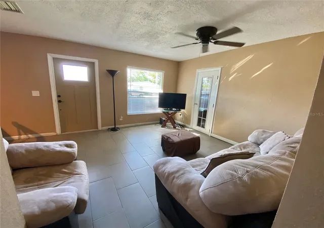 3rd image of 4403 Gandy Cir, Tampa, FL 33616 | MLS# O6395403